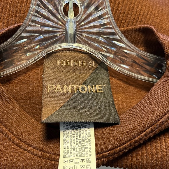 Forever 21 Crew Neck Crop Top - Picture 3 of 5